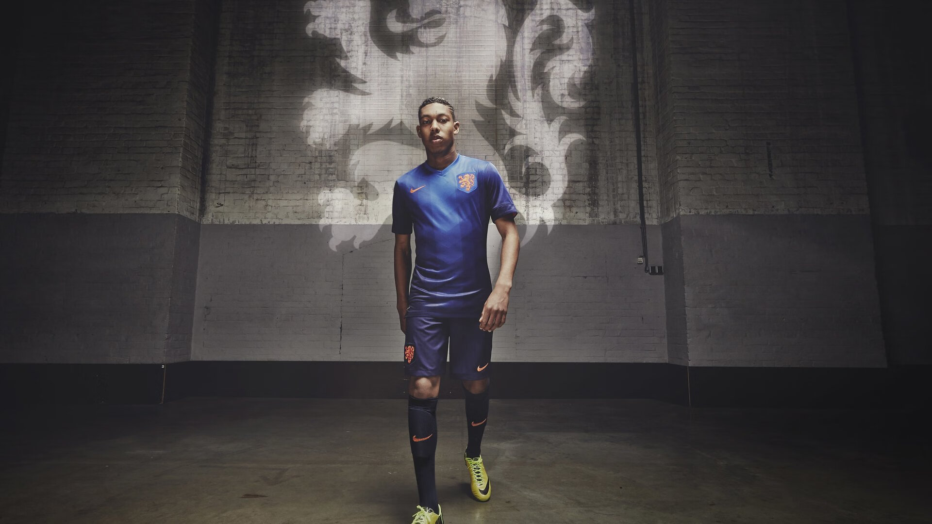 科斯精准换泳成夺冠关键,科斯介绍