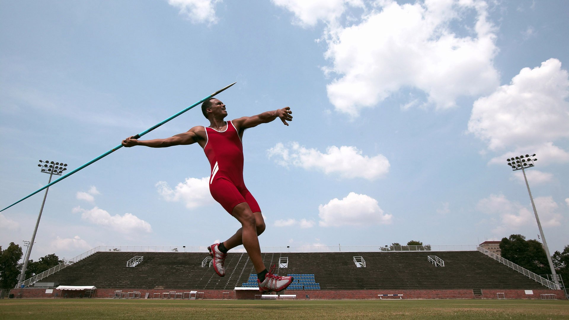 里根·史密斯技术细腻动作流畅，里瑟 史密斯